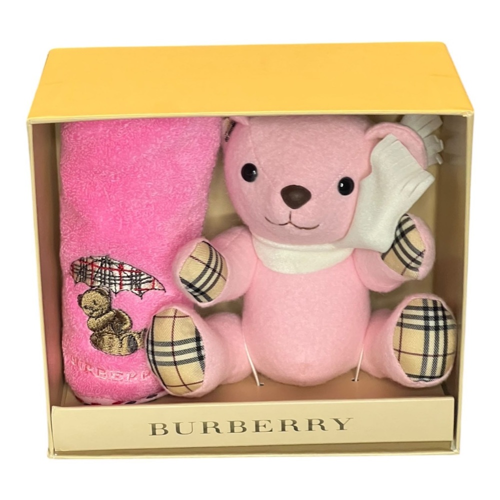 Burberry Rare Authentic Teddy Bear & Hand Towel Gift Set Collector’s Edition - Picture 3 of 14